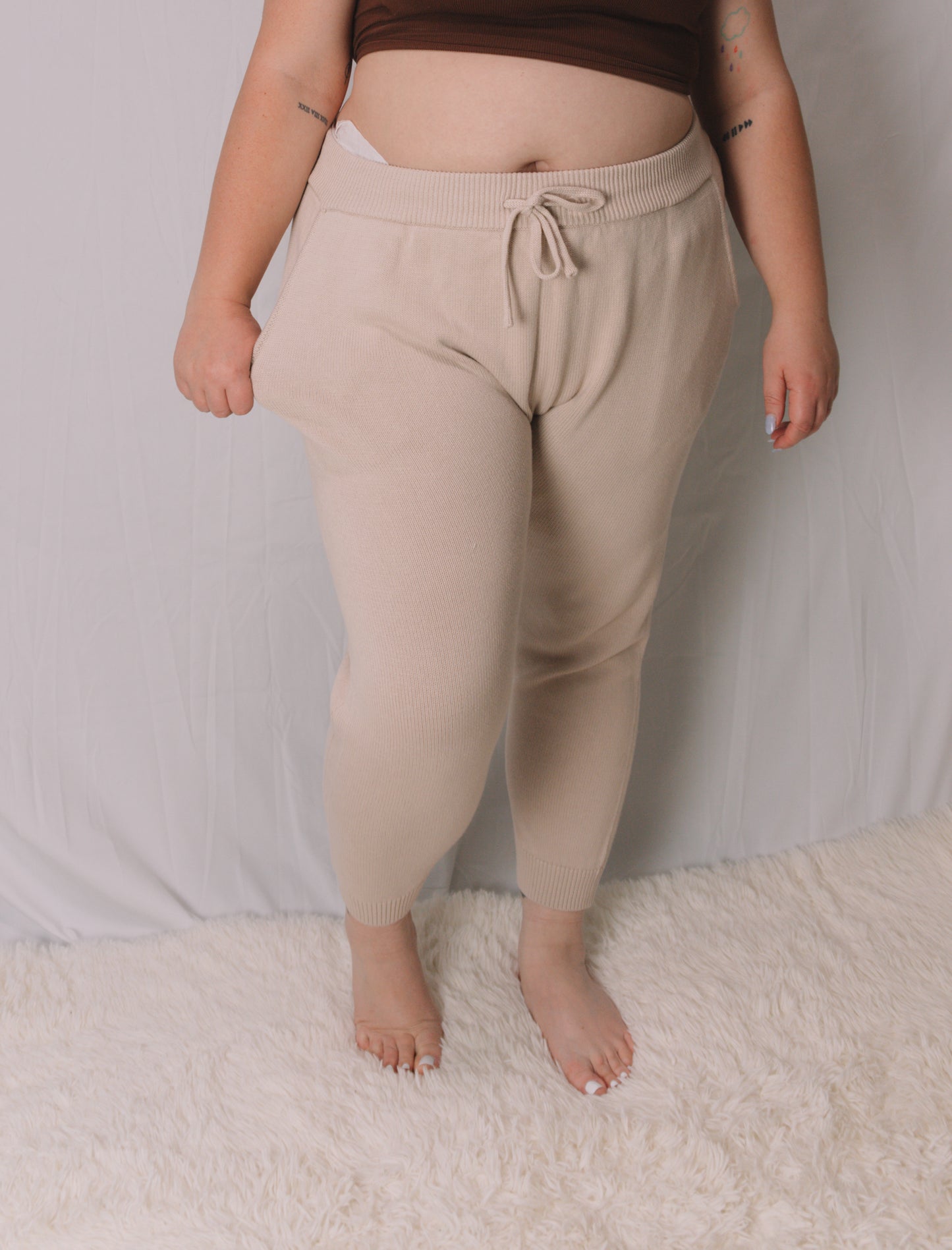 The Finley - Beige Knitted Pants